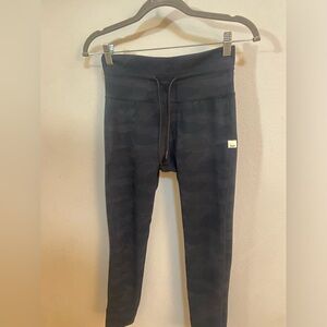 VUORI: Daily Legging